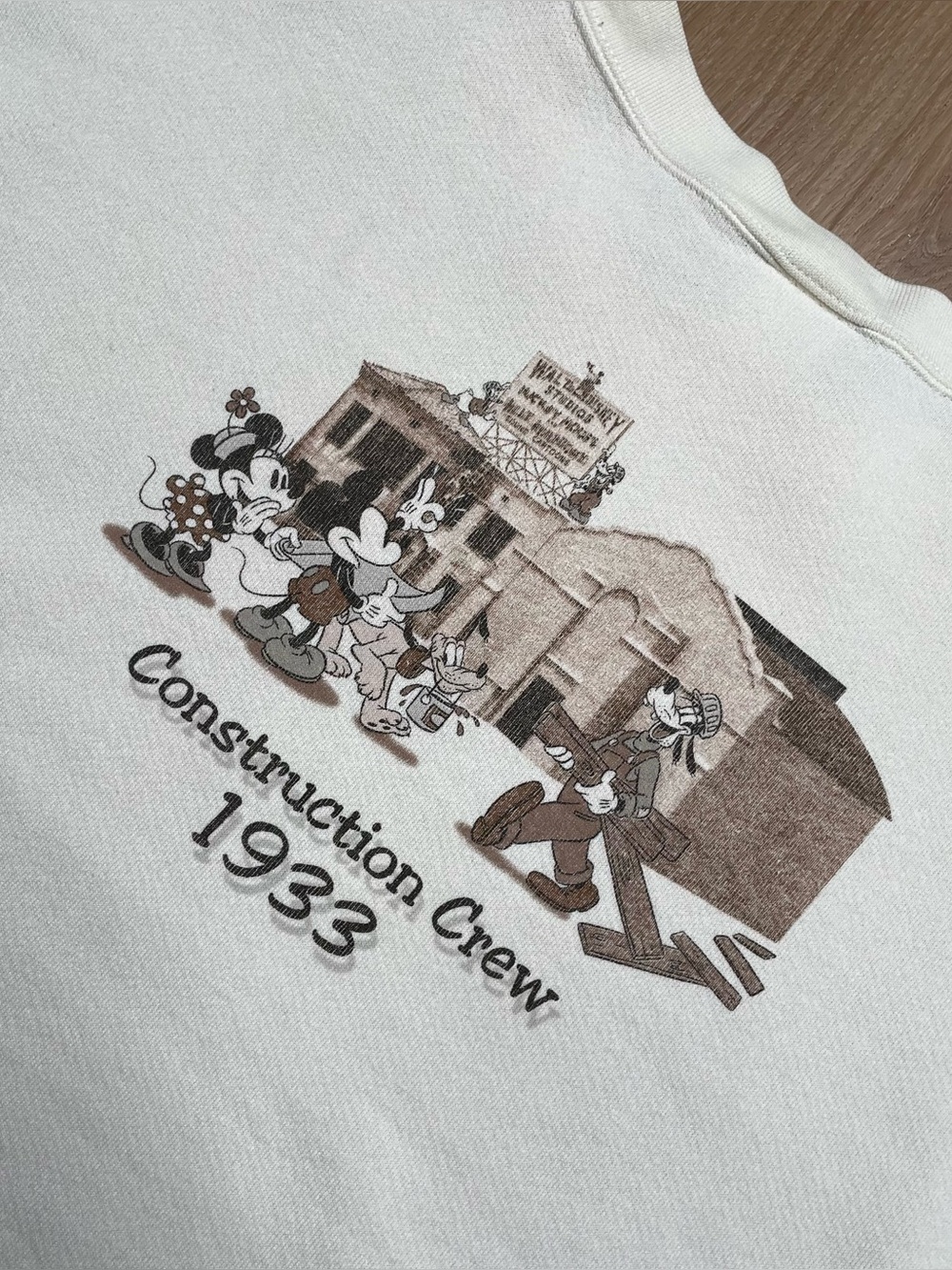 Vintage Mickey Crewneck Long Sleeve Sweater 90s The Disney Store - Picture 5 of 9